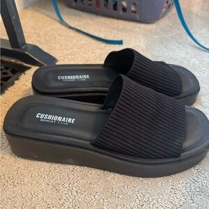 Cushionaire Women's Black Memory Foam Sandals